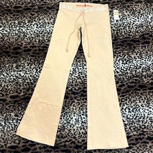 Twisted Heart Sweatpants NWT Size Small